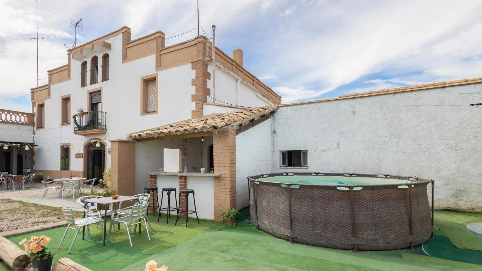 Masia Cal Vies Castellvi de la Marca