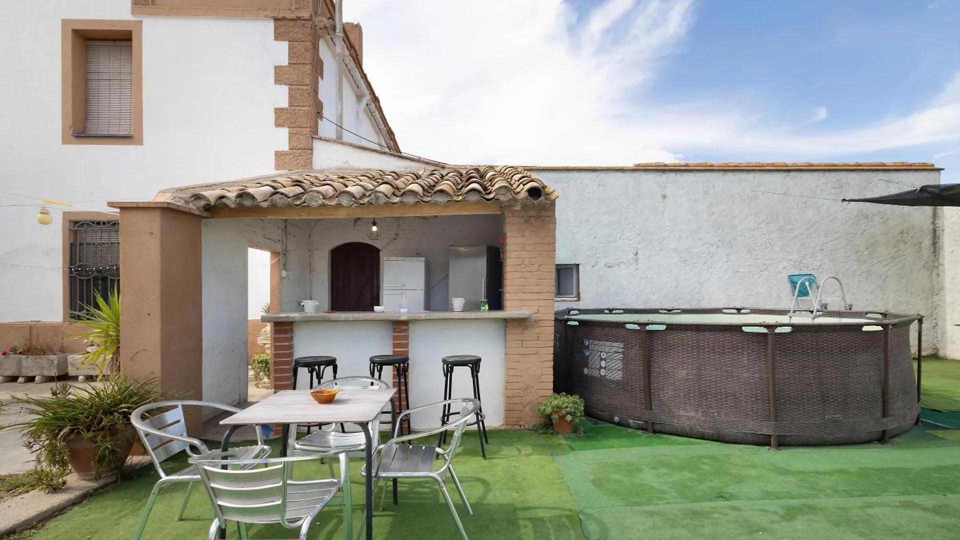 Masia Cal Vies Castellvi de la Marca 0*,  Испания